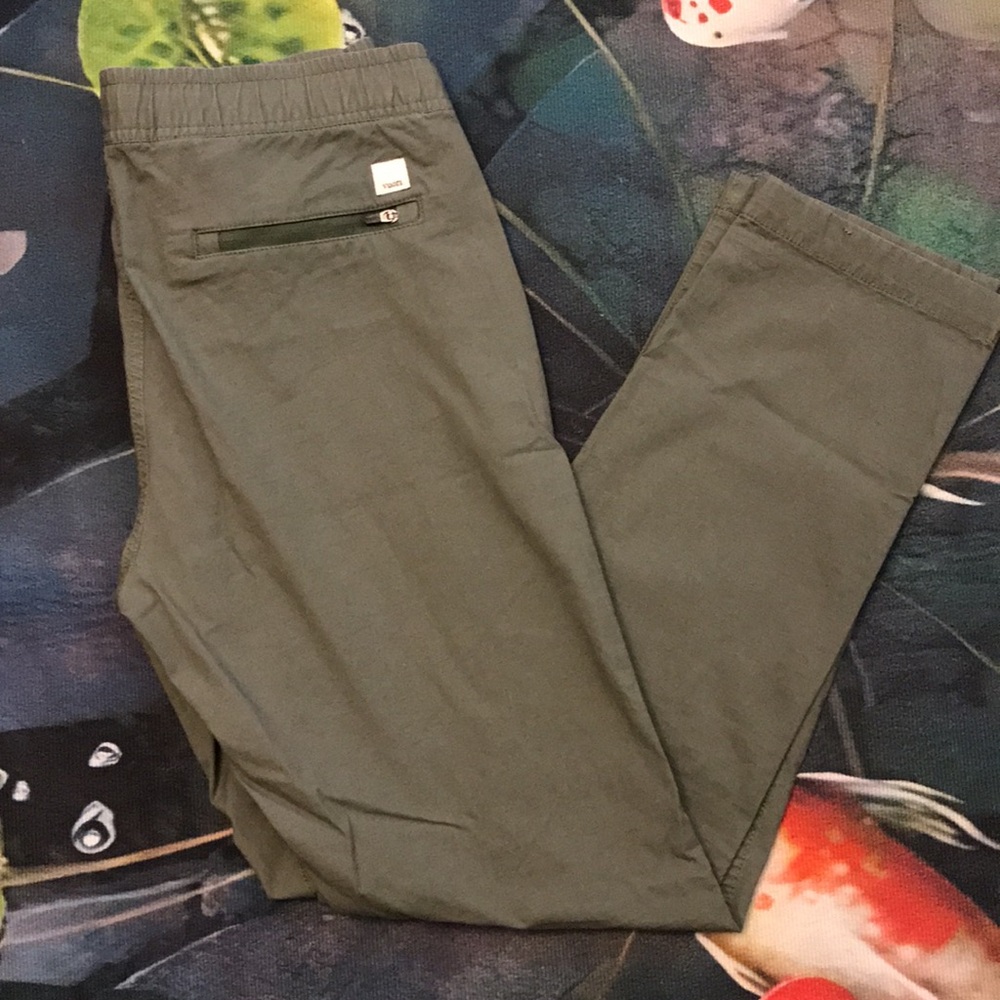 🐬VUORI Ripstop Dark Olive Green Pants - Picture 6 of 8